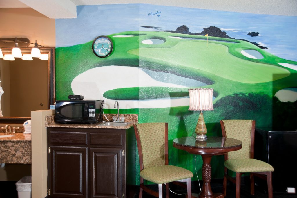 19th Hole Suite at The Stone Castle Hotel and Conference Center, Branson, MO