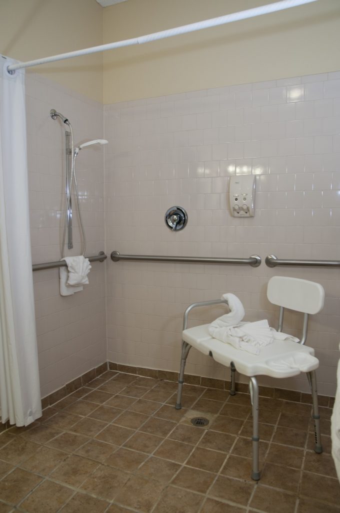 Branson-Stone-Castle-Handicapped-Acessable-Bathroom-680x1024