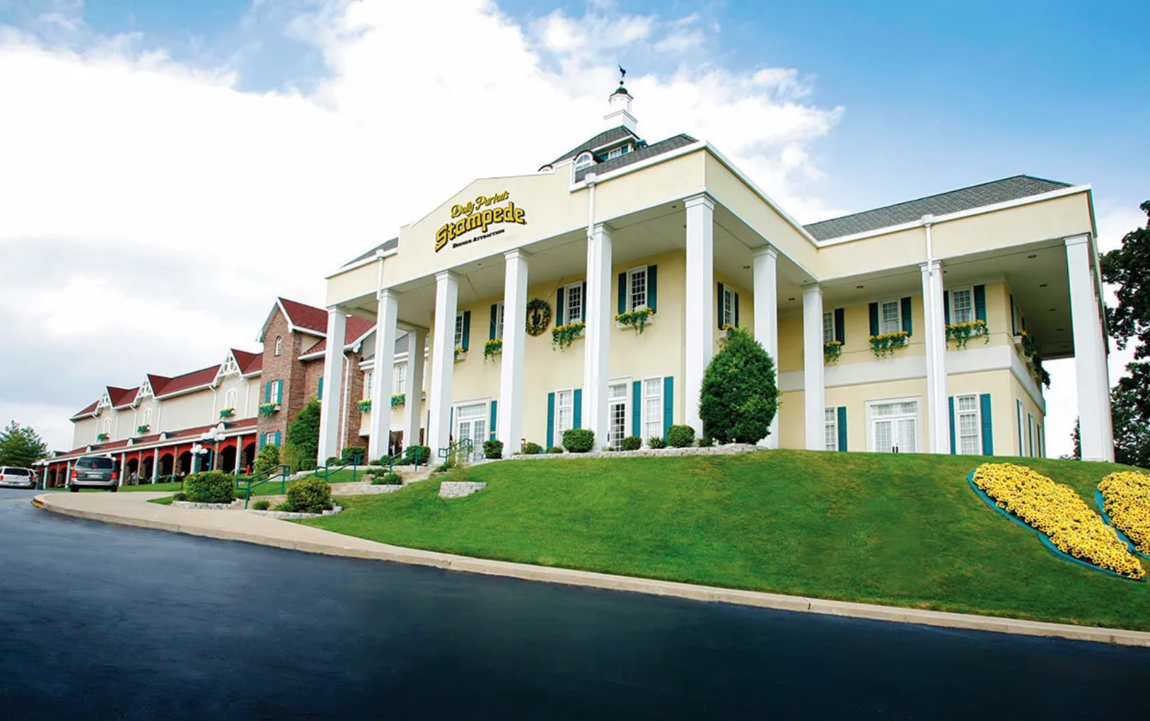 Shows and Attractions | The Stone Castle Hotel and Conference Center